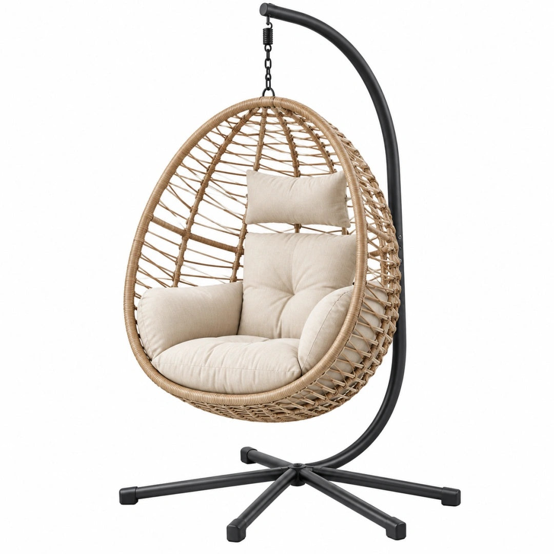 Hängesessel 105 x 105 x 195 cm aus Geflecht Beige mit Metallgestell Boho